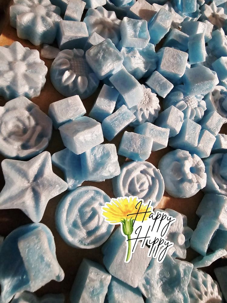 Happy Hippy Hobby Farm Logo