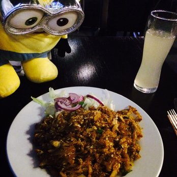 Papaya Restaurant - One of my best restaurant for Sri Lankan food. Chicken kottu and ginger beer are just the same as what I have in Sri Lanka. Good choice! - Indian Near Me - London, XGL