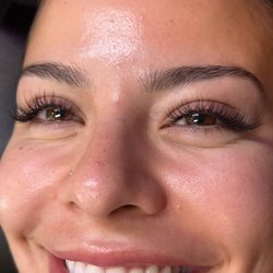 A Ladies Place - Classic lash extensions