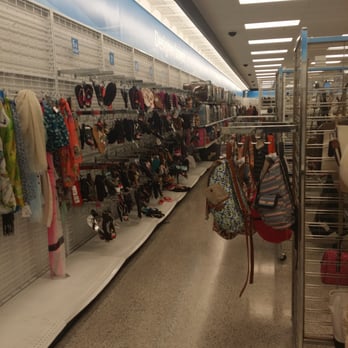 Ross Dress for Less - This place is dirty - Department Stores Near Me - Palmdale, California Ross Dress for Less - This place is dirty - Department Stores Near Me - Palmdale, California