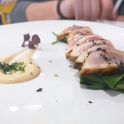 DeÓ - Centro - Delicioso tataki de alistado fuera de carta