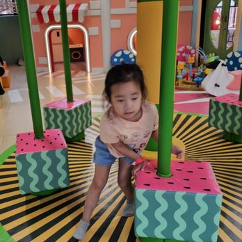 Peekabooo - Indoor Playcenter Near Me - Long Island City, New York Peekabooo - Indoor Playcenter Near Me - Long Island City, New York