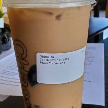 Chaos Bubble Shoppe - Pecan Coffee Latte with coffee jelly and grass jelly, 1/4 sugar - Bubble Tea Near Me - Chino Hills, California Chaos Bubble Shoppe - Pecan Coffee Latte with coffee jelly and grass jelly, 1/4 sugar - Bubble Tea Near Me - Chino Hills, California