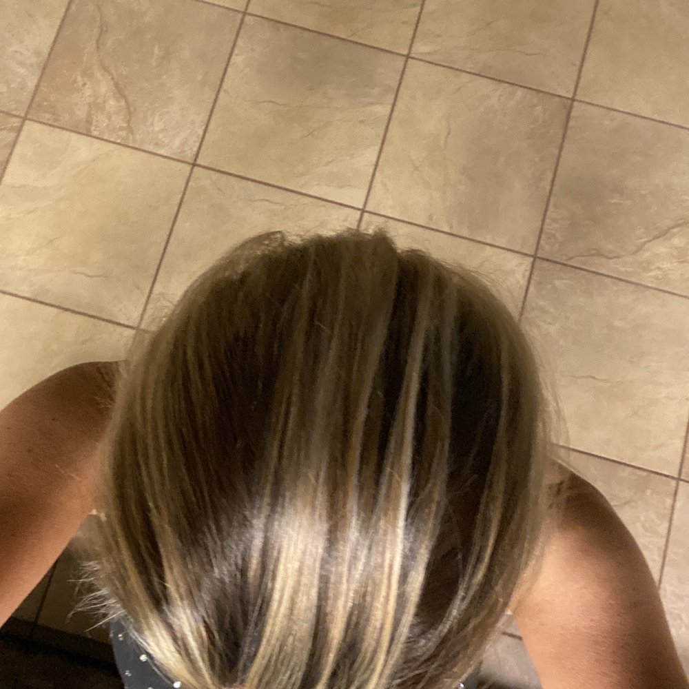 Paisley Salon and Spa - Top view - Hair Salons Near Me - Aurora, Colorado Paisley Salon and Spa - Top view - Hair Salons Near Me - Aurora, Colorado