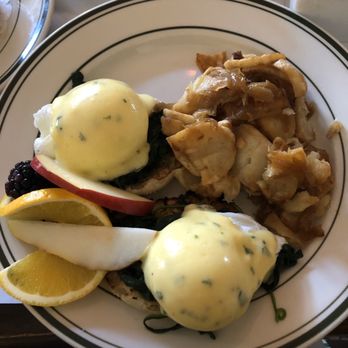 Elysian Cafe - Eggs Florentine with potatoes - New American Near Me - Hoboken, New Jersey