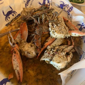 Pinchers - Blue crab cluster with "secret sauce" - Seafood Near Me - Naples, Florida