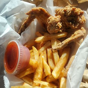 Harold's chicken #41 Addison - Chicken Wings Near Me - Itasca, Illinois