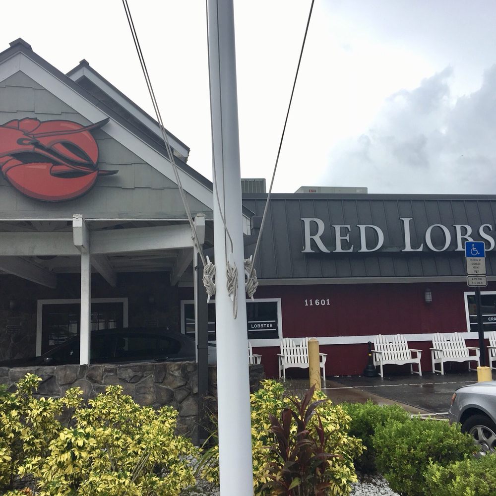 Red Lobster - Building outside, nice and clean - Seafood Near Me - Tampa, Florida Red Lobster - Building outside, nice and clean - Seafood Near Me - Tampa, Florida
