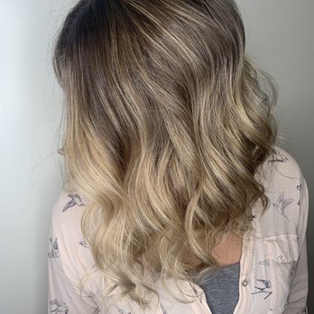 Davida Salon - Hair Extensions Near Me - New York, New York
