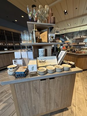 Cooper’s Hawk Winery & Restaurant by null