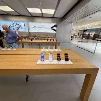 Apple Boca Raton - Computers Near Me - Boca Raton, Florida