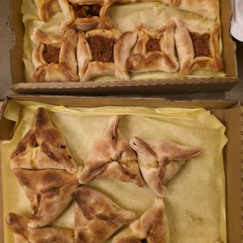 Grillo Bakery Shawarma and Kebob - A dozen spinach pie and another meat pies . - Persian/Iranian Near Me - Northridge, California