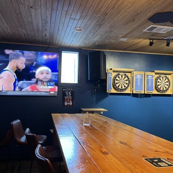 Walnut Creek Pub - Tv and darts. - Pubs Near Me - Austin, Texas