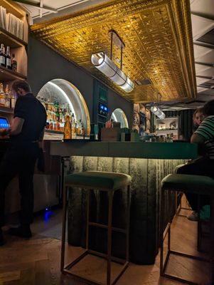 Convoy Music Bar by null