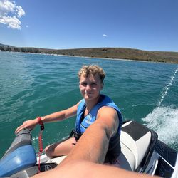 Cache Honda Yamaha - Out on the jet skis