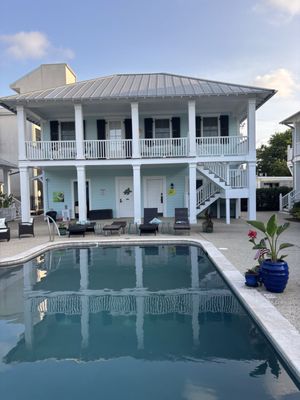 Bay Town Inn by null