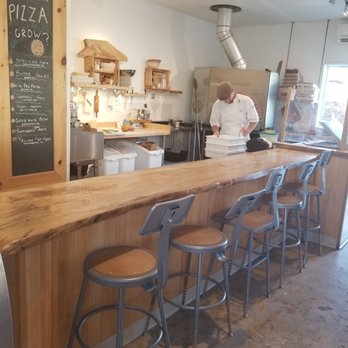 Switchback Pizza Company - Pizza Near Me - Emmaus, Pennsylvania