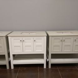 Simply Kitchens - Need a small vanity for your guest bath? If you need white, you are in luck because that is the only option for this piece.