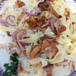 Pizzeria Italia - Pâtes aux chanterelles