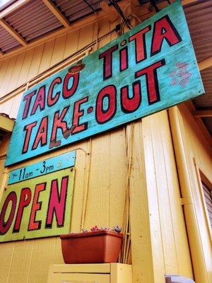 Taco Tita by null