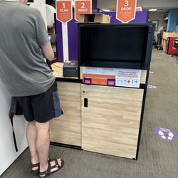 FedEx Office Print & Ship Center