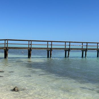 Lazy Days Restaurant - Waterfront dining - Seafood Near Me - Islamorada, Florida