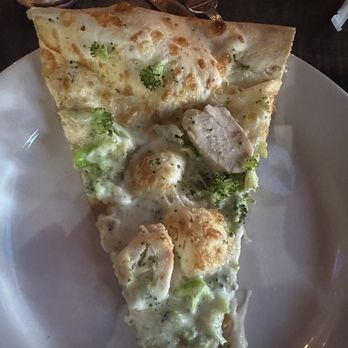 The Establishment - Chicken Broccoli Alfredo Pizza - Pizza Near Me - Chelmsford, Massachusetts