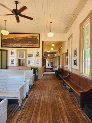 Illinois Railway Museum by null