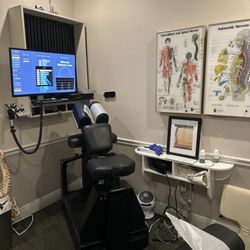 Bentin Chiropractic Wellness Center - Exam room