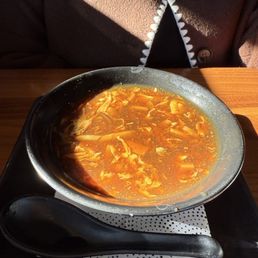 Hot 'n Hot & Sour Soup Bowl