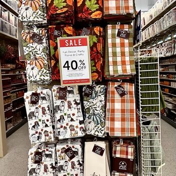 HOBBY LOBBY - Updated September 2026 - 18 Photos - 15750 Shady