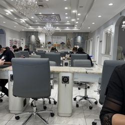 Paris  Nails & Spa - This may have been the biggest nail salon I've ever been to