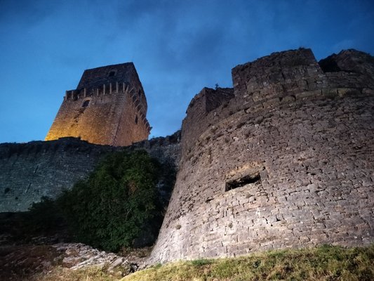 Rocca Maggiore by null