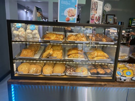 Klein’s Bakery & Cafe (LakeviewEast) by null