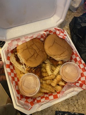 Jojo’s Hot Chicken by null