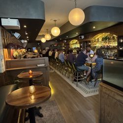 Bisous - Interior