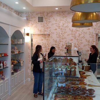 Paris En Rose - Store inside. - Cafes Near Me - Del Mar, California Paris En Rose - Store inside. - Cafes Near Me - Del Mar, California