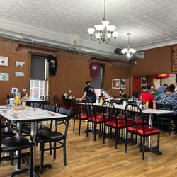 Ruthie's Family Restaurant - Inside