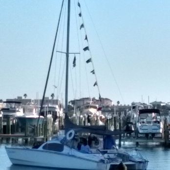 Clearwater SunCoast Charters - SailTheMoon - Taking off - Boat Tours Near Me - Palm Harbor, Florida Clearwater SunCoast Charters - SailTheMoon - Taking off - Boat Tours Near Me - Palm Harbor, Florida