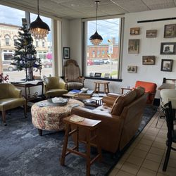 Stonehedge Cafe - Sitting area