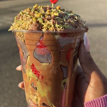 Paradise Frappe - Dubai Strawberries $22 - Juice Bars & Smoothies Near Me - Meriden, Connecticut Paradise Frappe - Dubai Strawberries $22 - Juice Bars & Smoothies Near Me - Meriden, Connecticut