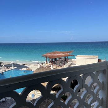 Bsea Cancun Plaza Hotel - Balcony - Hotels Near Me - Cancún, ROO