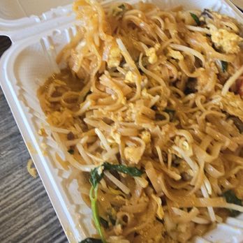Noodle World - seafood pad thai - Noodles Near Me - San Marino, California Noodle World - seafood pad thai - Noodles Near Me - San Marino, California