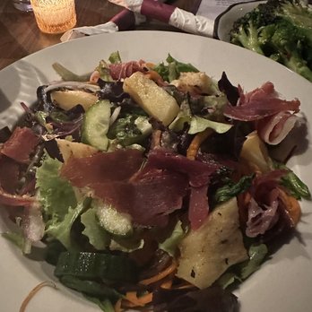 Triangle Tavern - Grilled pineapple and ham salad - American Near Me - Philadelphia, Pennsylvania Triangle Tavern - Grilled pineapple and ham salad - American Near Me - Philadelphia, Pennsylvania