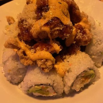 ITs IZAKAYA - Izakaya roll (crab, shrimp tempura, with chicken karaage) - Sushi Bars Near Me - Las Vegas, Nevada ITs IZAKAYA - Izakaya roll (crab, shrimp tempura, with chicken karaage) - Sushi Bars Near Me - Las Vegas, Nevada