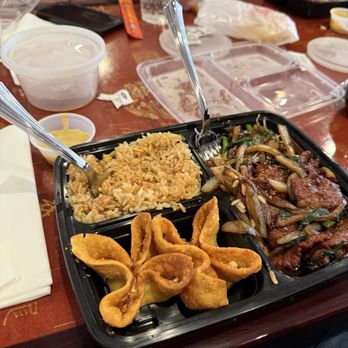 Golden Palace Chinese Restaurant - Gross waste of plastic for dine in - Chinese Near Me - Olathe, Kansas Golden Palace Chinese Restaurant - Gross waste of plastic for dine in - Chinese Near Me - Olathe, Kansas