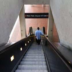 West Falls Church-VT/UVA Metro Station