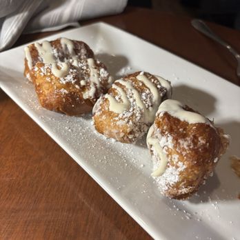 Bar Avalon - Croissant Beignets - Italian Near Me - West Chester, Pennsylvania Bar Avalon - Croissant Beignets - Italian Near Me - West Chester, Pennsylvania