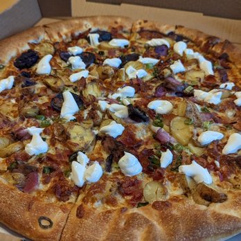 Ollie's Pizza - Potato pizza - Litchfield Restaurant Week 2023 - Pizza Near Me - Litchfield, Connecticut