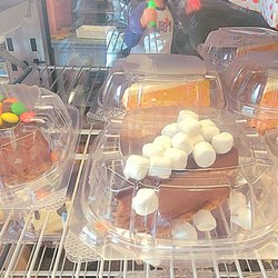 Yeyo's Bakery